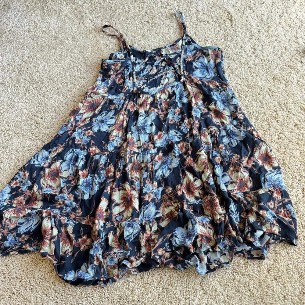 En Crème Women’s Floral Size M Babydoll Flare Dress Summer Casual Blue